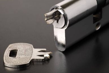 Broken Key Removal from Padlocks